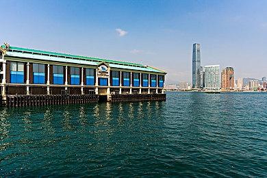 《黎明杀机》衍生恋爱模拟游戏《心醉魂迷》上市